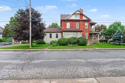 10 Glen Avenue • Smiths Falls, ON photo 5