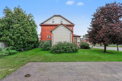 10 Glen Avenue • Smiths Falls, ON photo 6