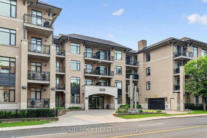 PH18 - 808 Bronson Avenue