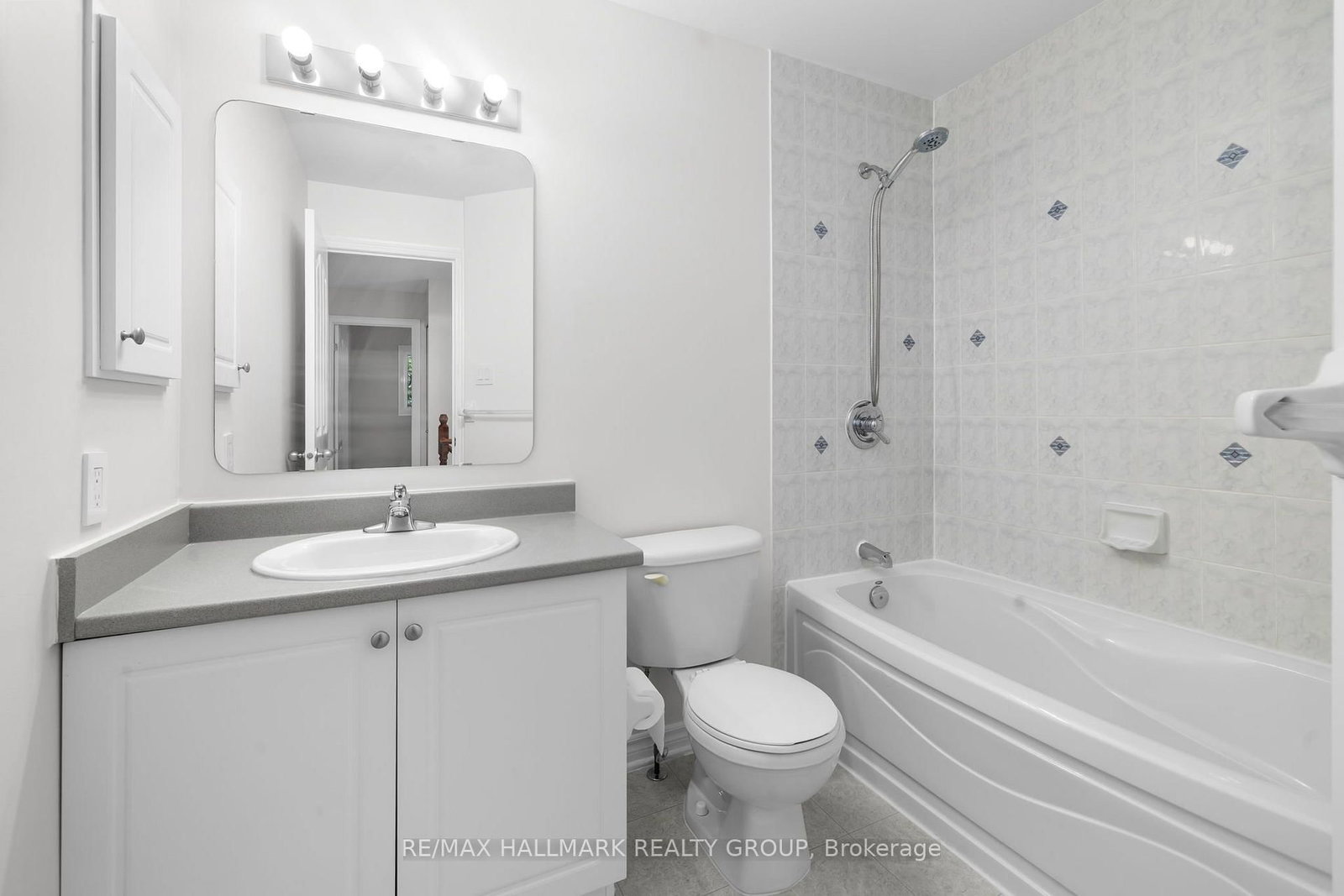 1006 Markwick Crescent • Ottawa, ON photo 24