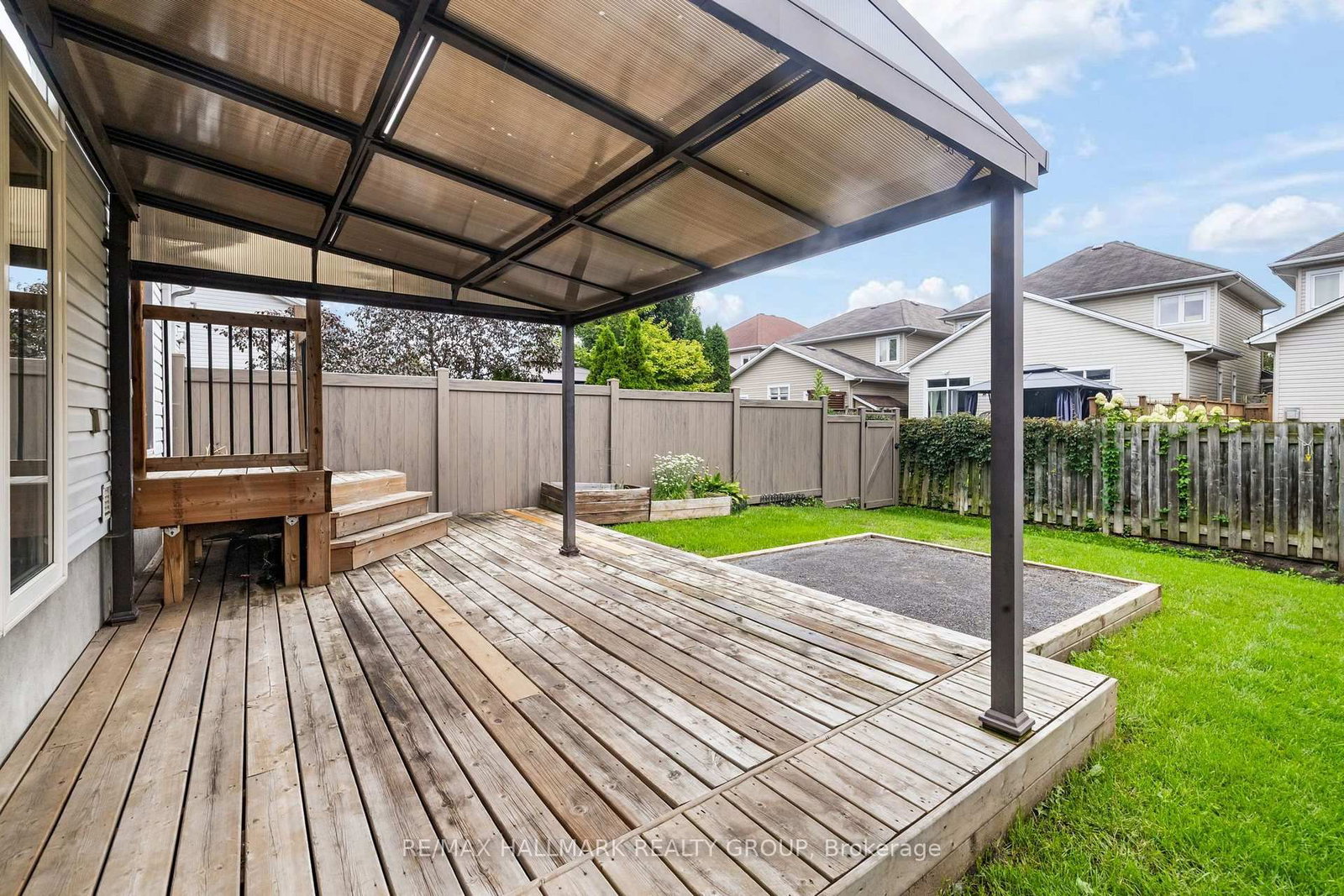 1006 Markwick Crescent • Ottawa, ON photo 27