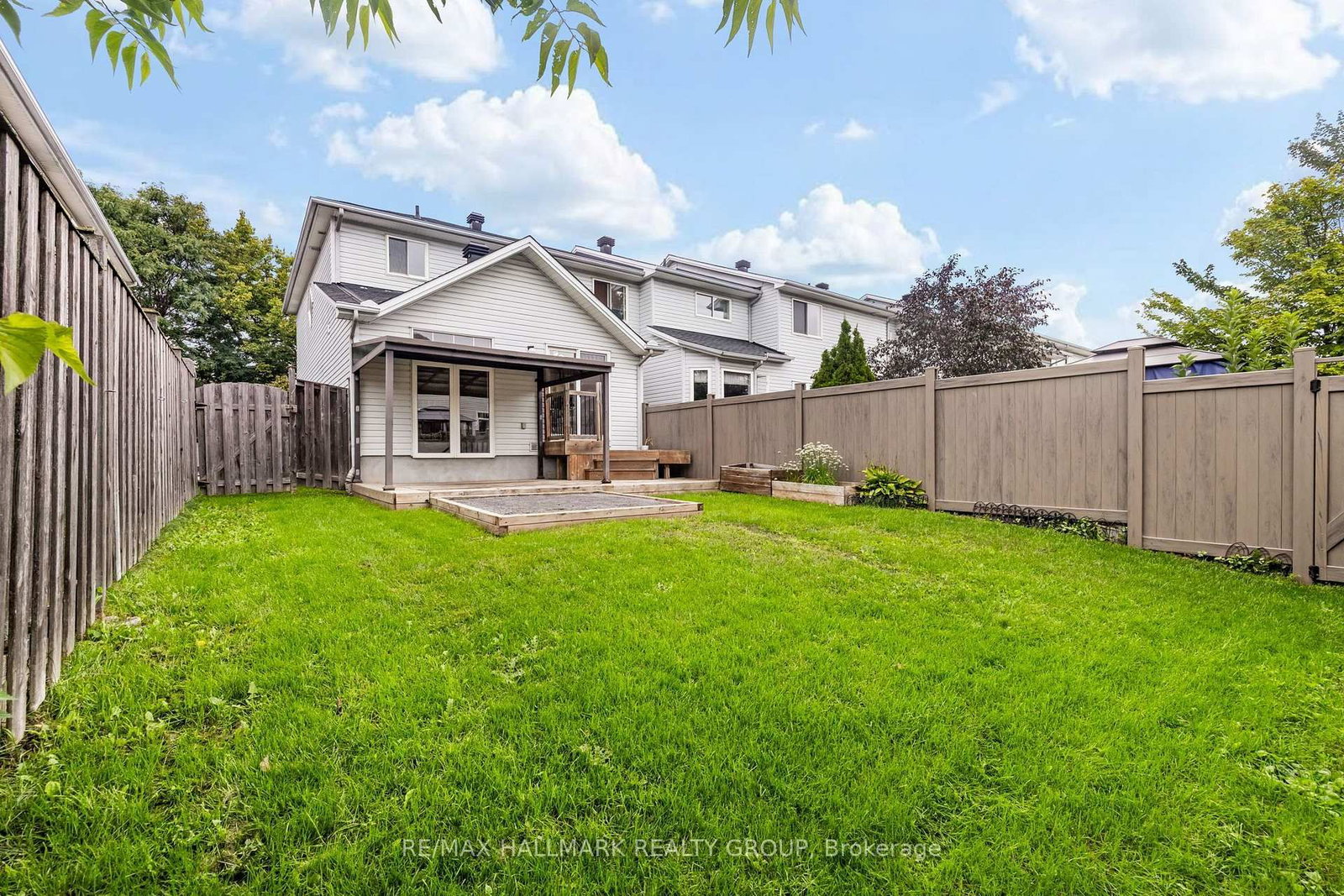 1006 Markwick Crescent • Ottawa, ON photo 29