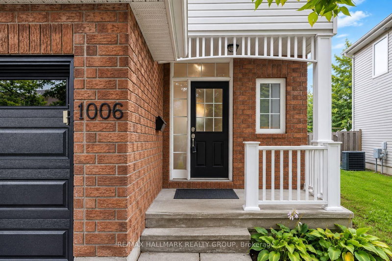 1006 Markwick Crescent
