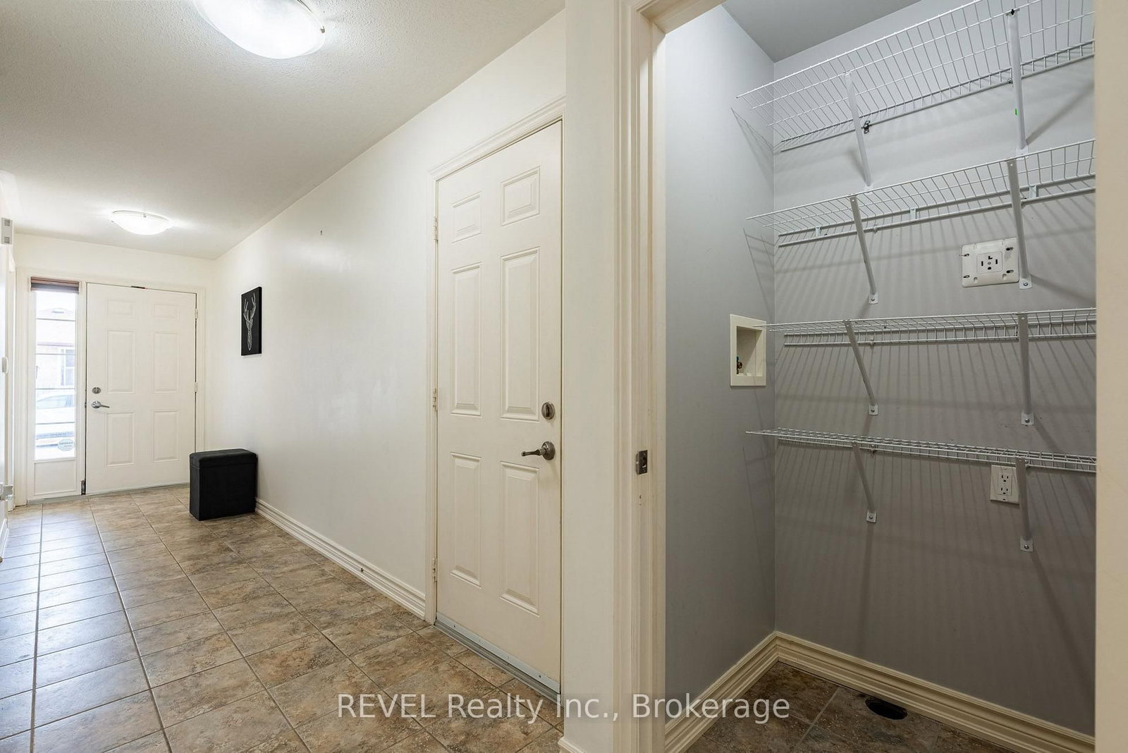 23 Myrtle Avenue • St. Catharines, ON photo 13