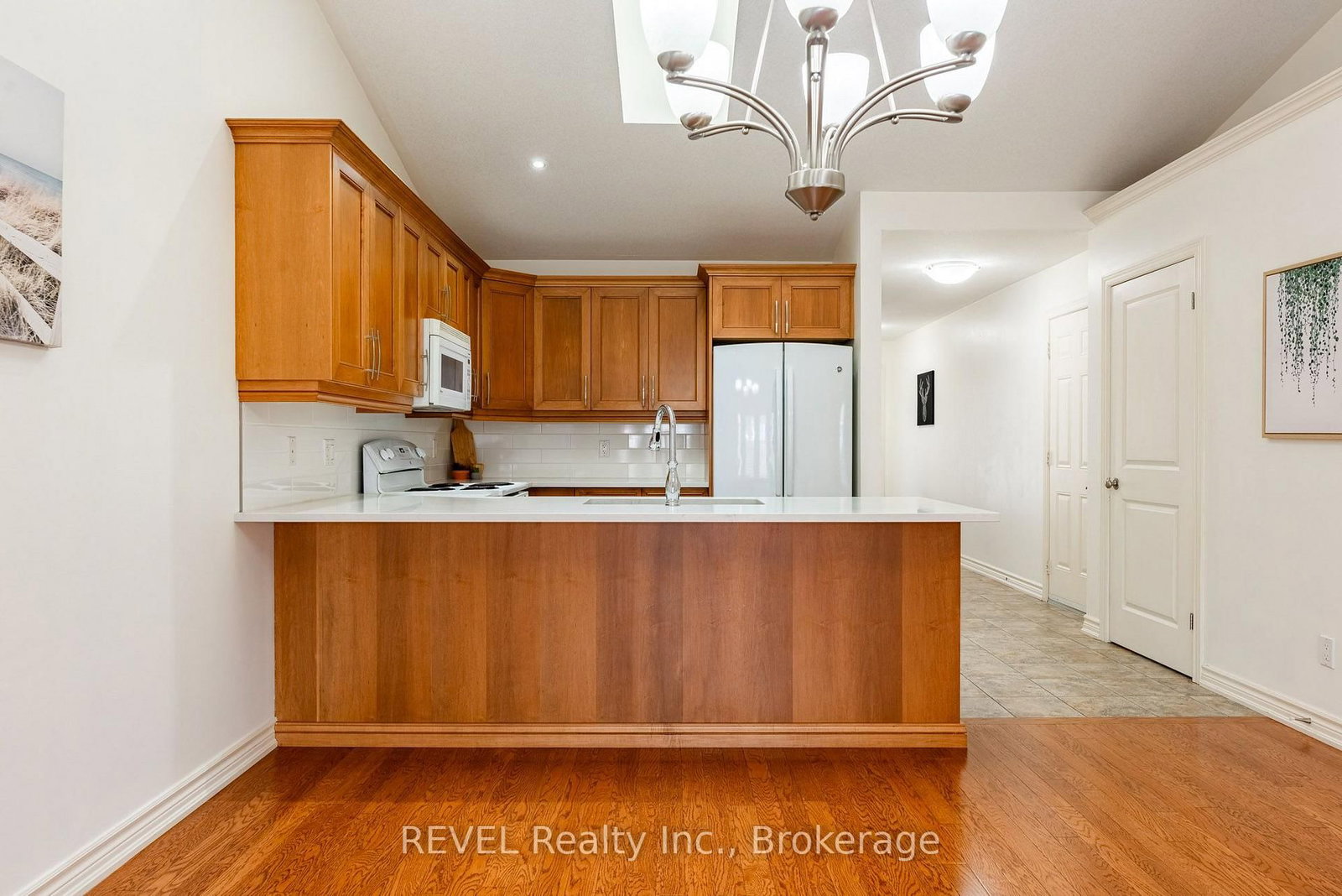 23 Myrtle Avenue • St. Catharines, ON photo 14