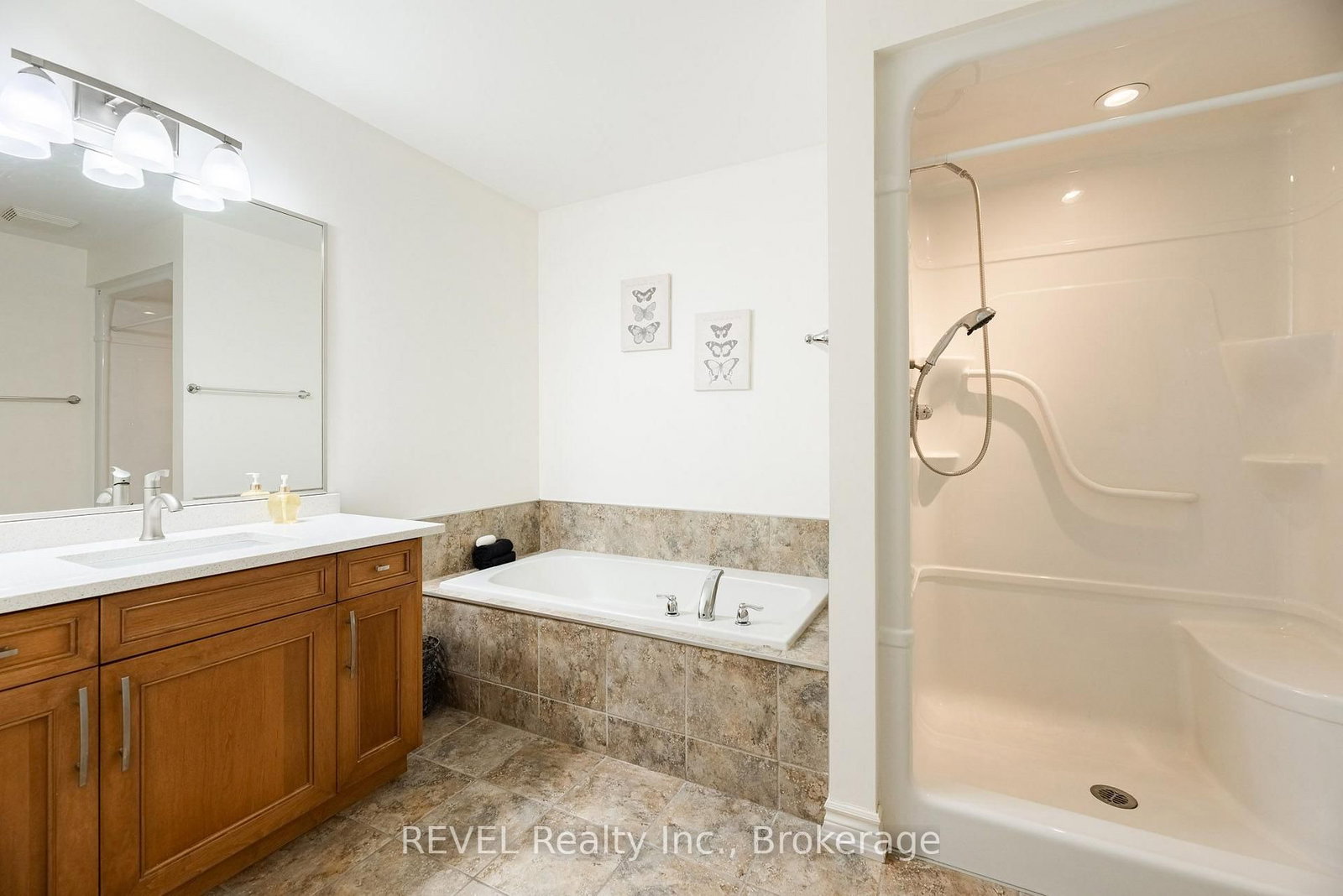 23 Myrtle Avenue • St. Catharines, ON photo 22