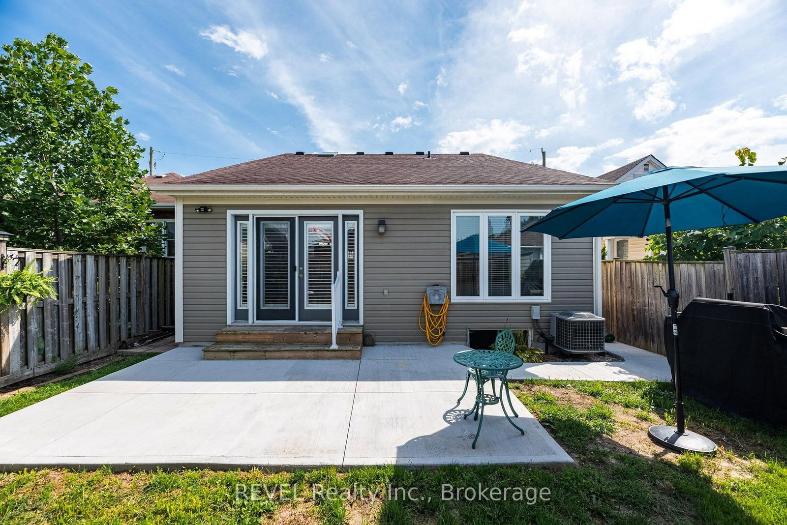 23 Myrtle Avenue • St. Catharines, ON photo 34