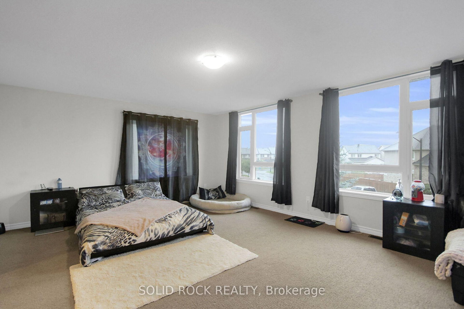 520 GRAND TULLY Way • Gloucester, ON photo 15