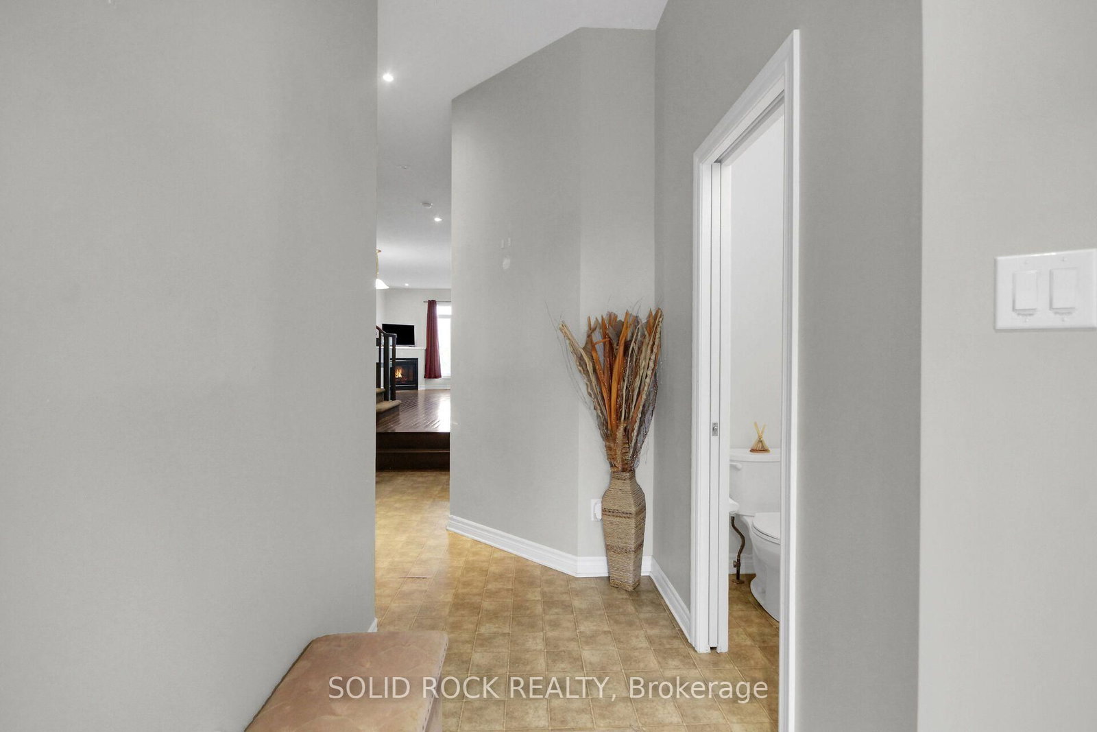 520 GRAND TULLY Way • Gloucester, ON photo 5