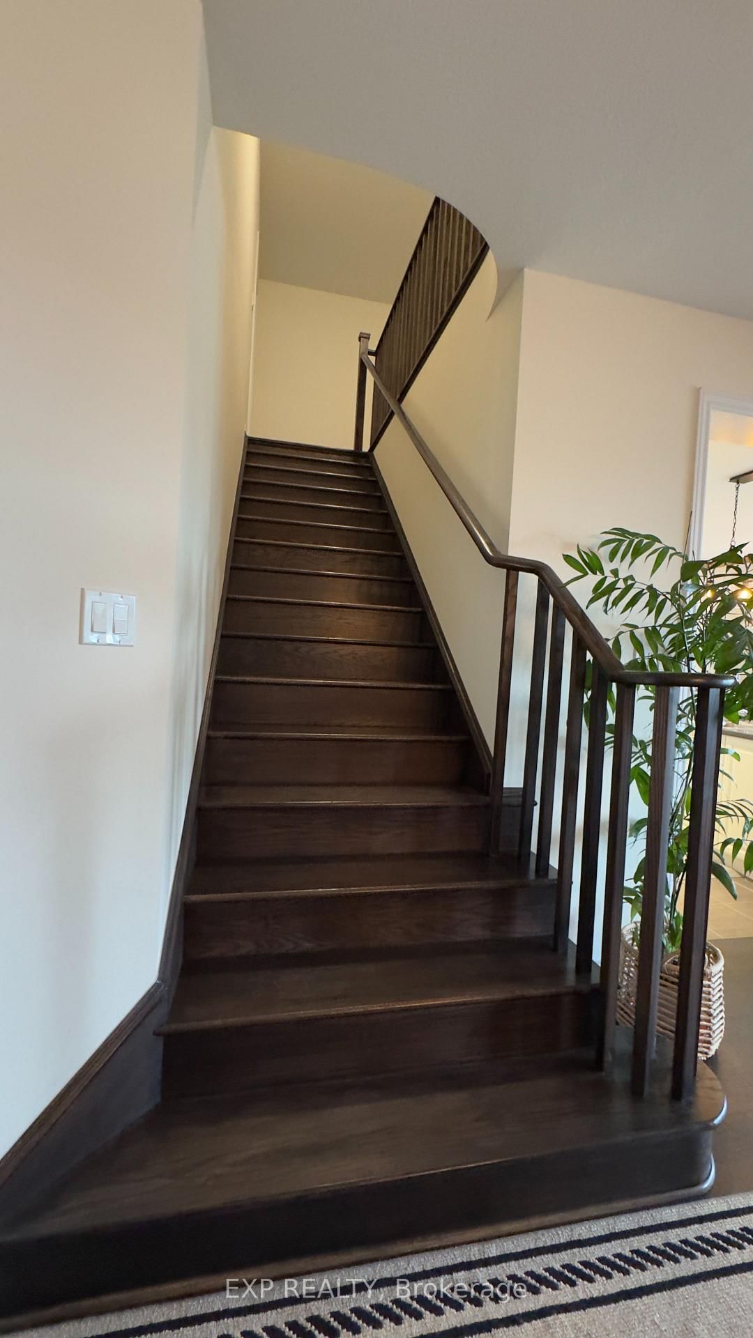 190 Explorer Way • Thorold, ON photo 13