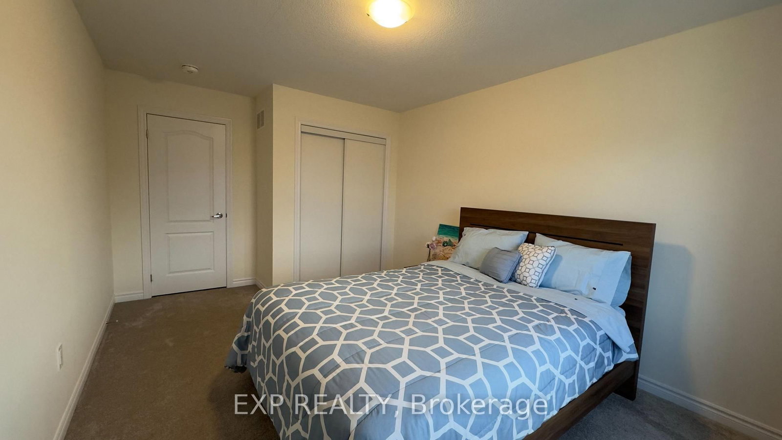 190 Explorer Way • Thorold, ON photo 24