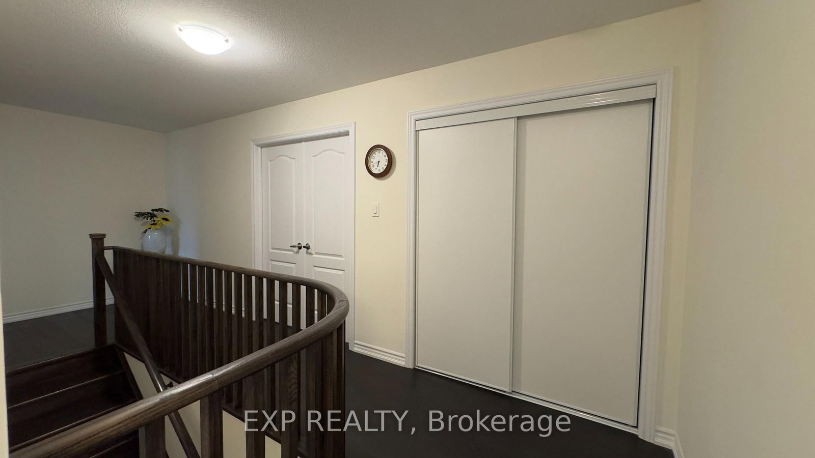 190 Explorer Way • Thorold, ON photo 32