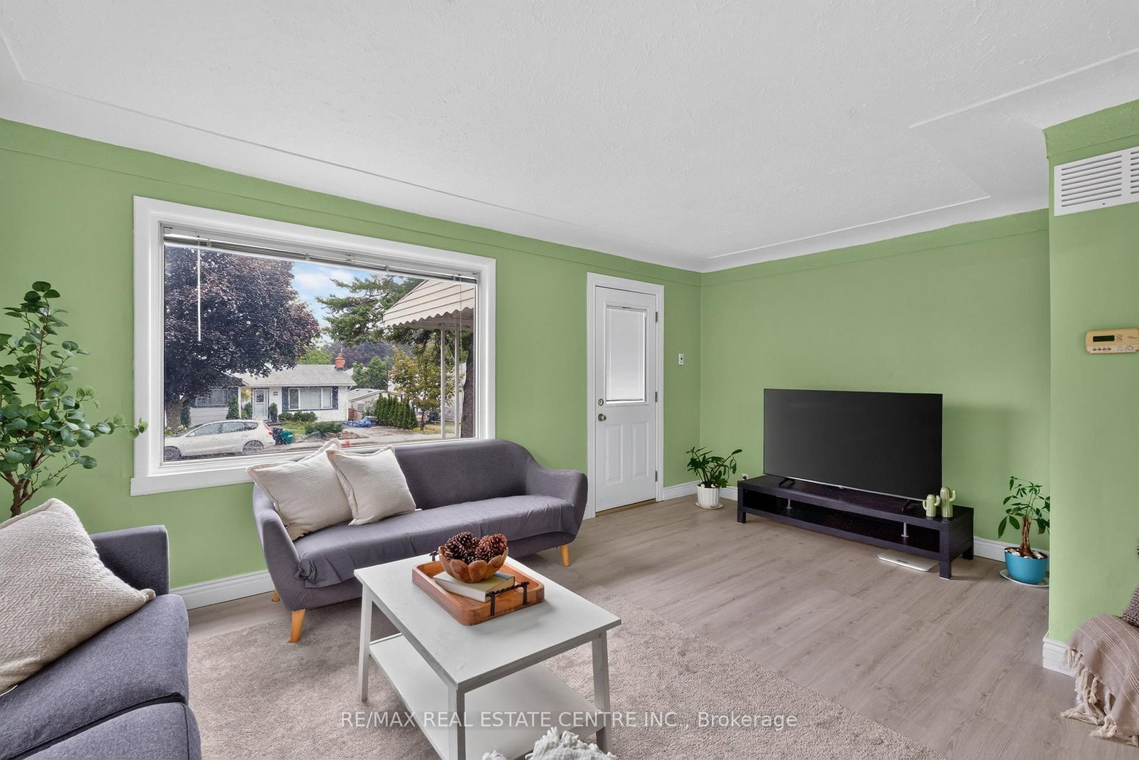 243 West 19th Street • Hamilton, ON photo 11