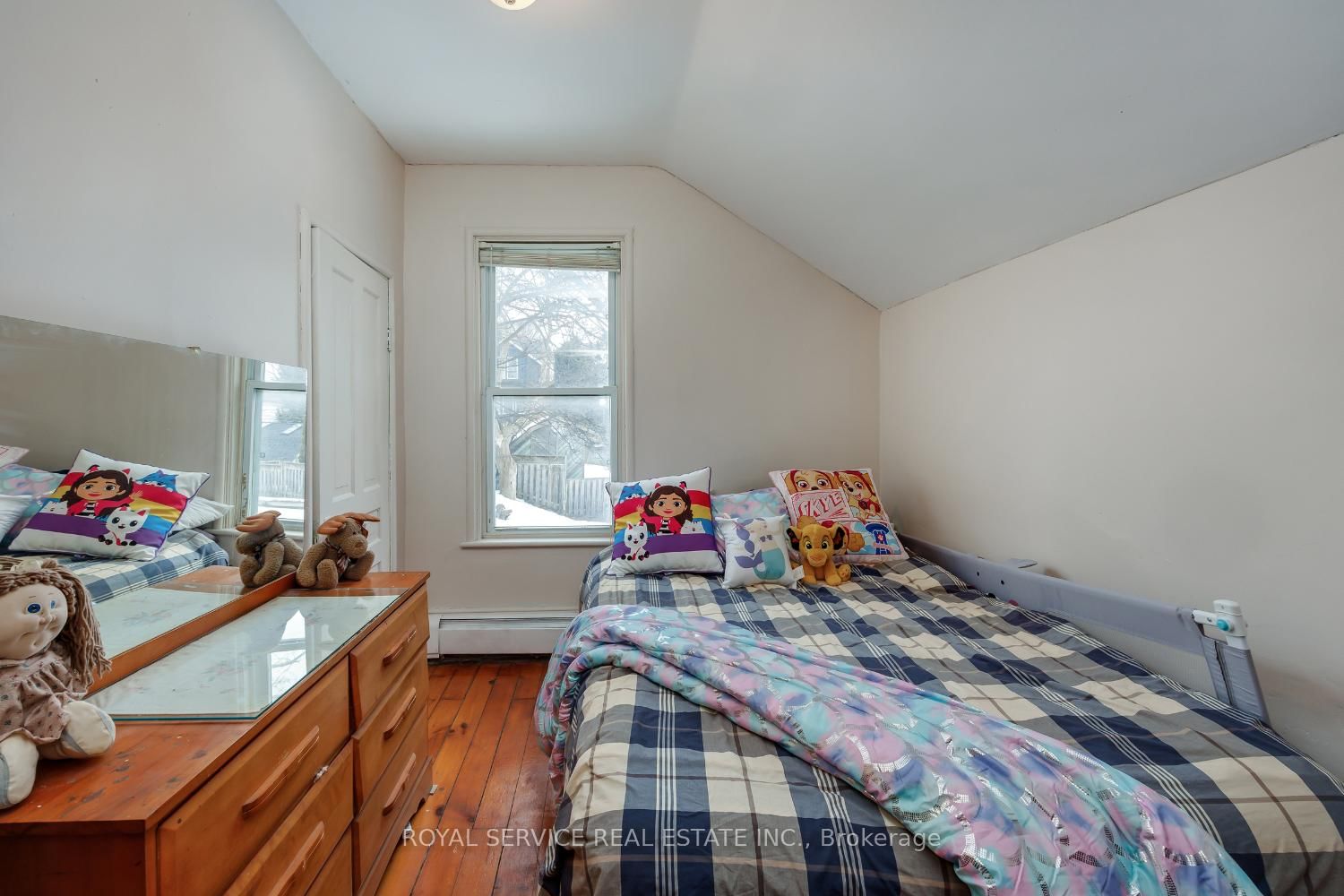 12 Park Street • Port Hope, ON photo 17