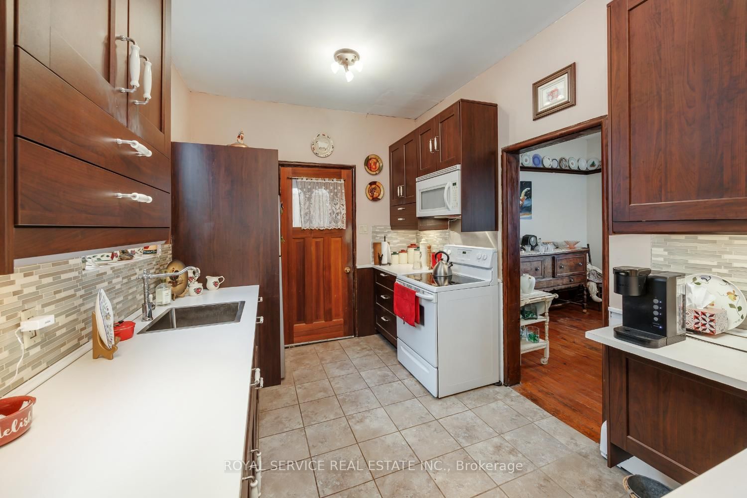 12 Park Street • Port Hope, ON photo 4