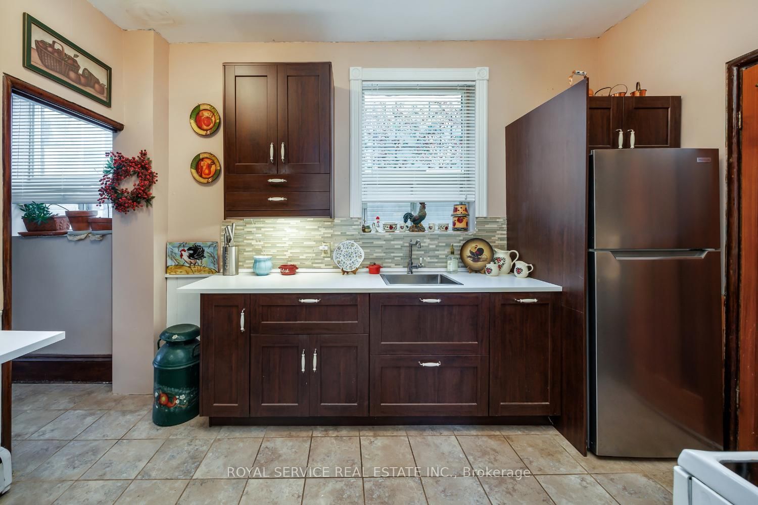 12 Park Street • Port Hope, ON photo 5