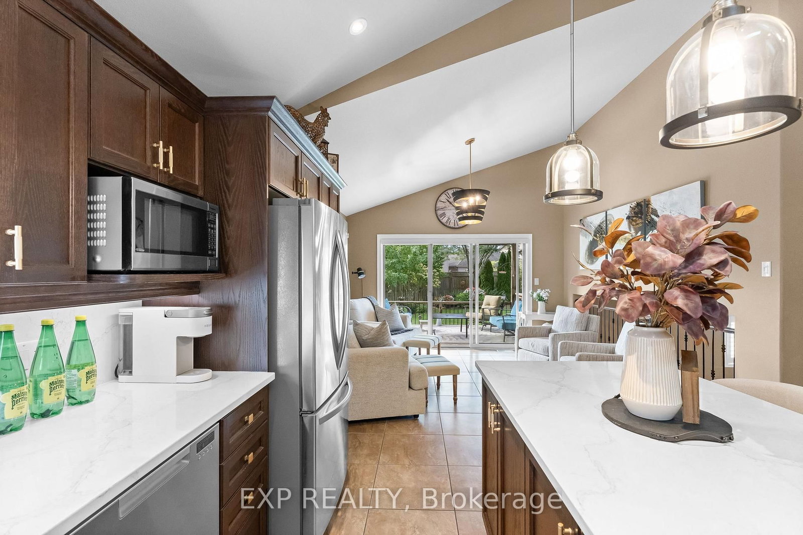 9148 Tapestry Court • Niagara Falls, ON photo 12