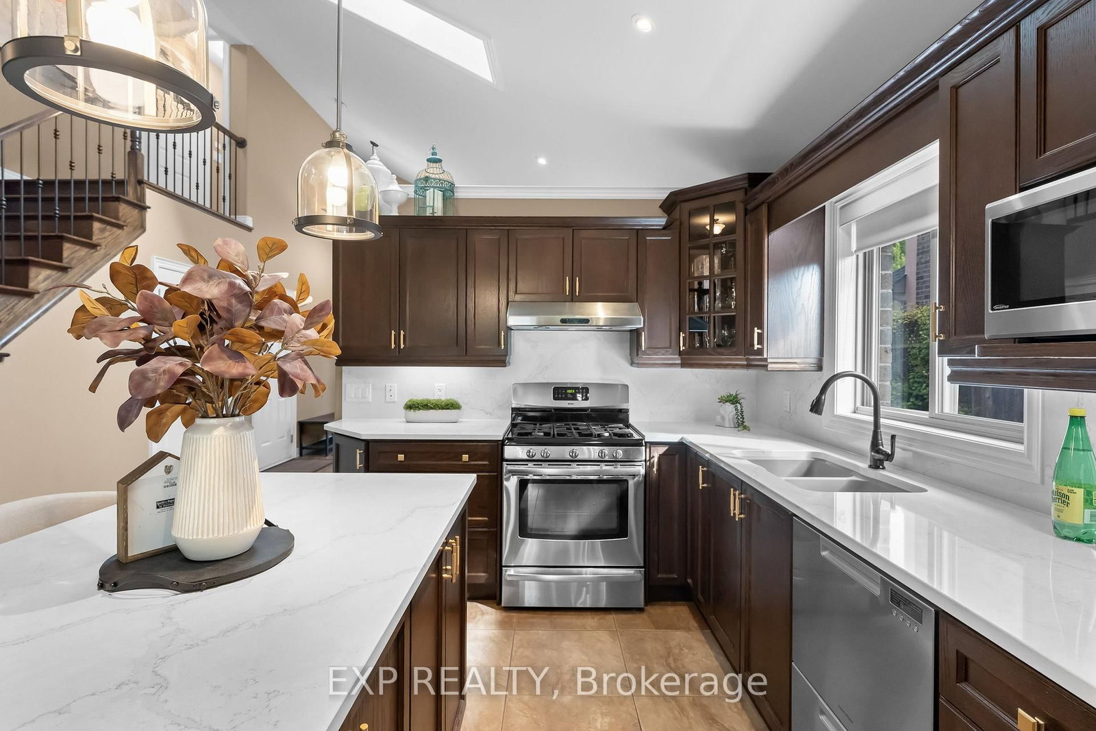 9148 Tapestry Court • Niagara Falls, ON photo 13