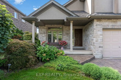 9148 Tapestry Court • Niagara Falls, ON photo 3