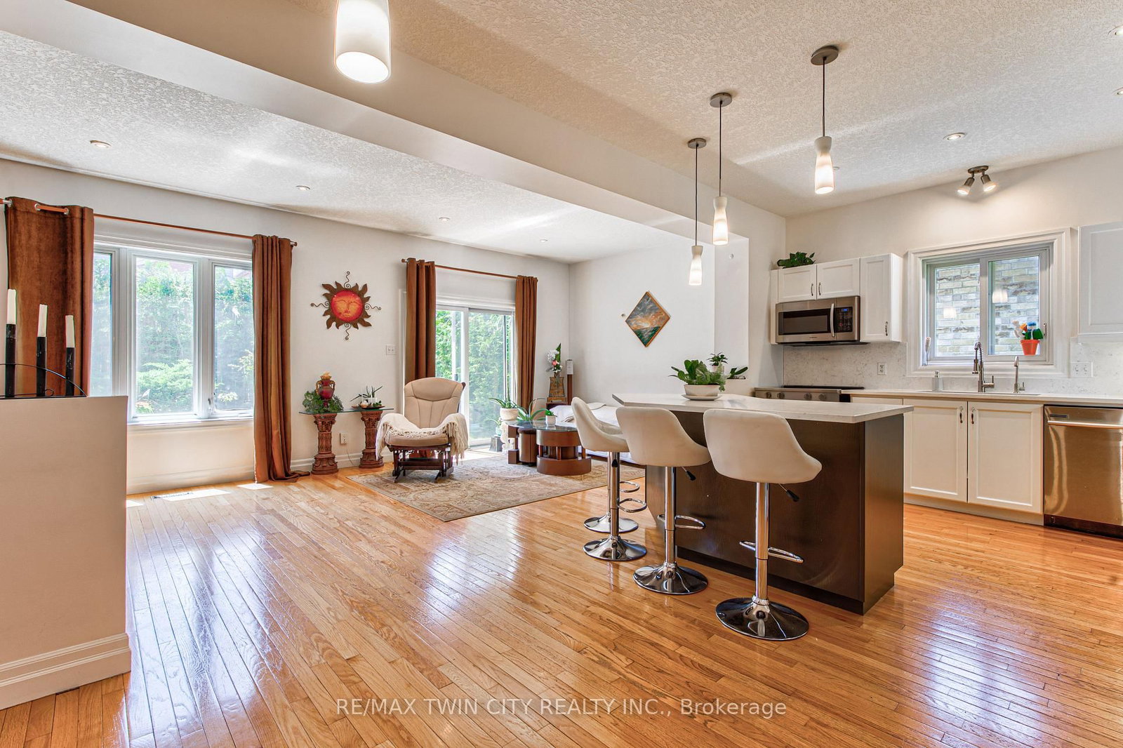 87 Steepleridge Street • Kitchener, ON photo 10
