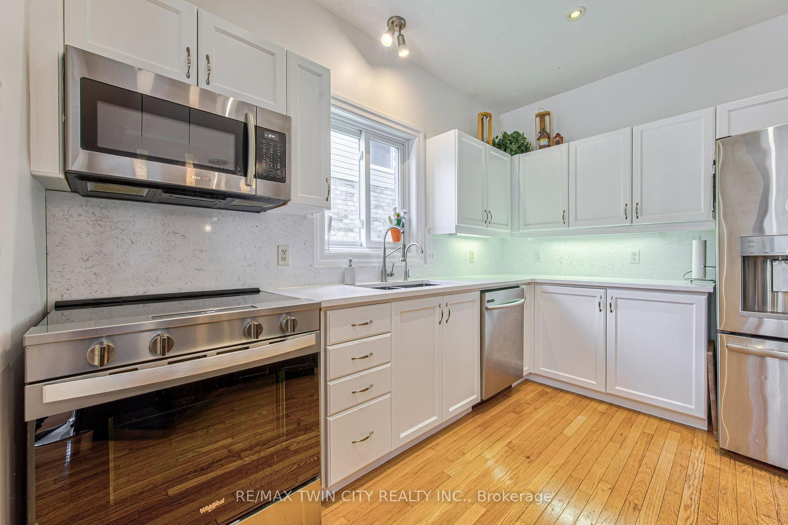 87 Steepleridge Street • Kitchener, ON photo 13