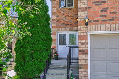 87 Steepleridge Street • Kitchener, ON photo 3