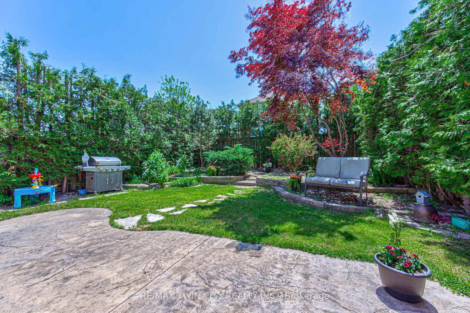 87 Steepleridge Street • Kitchener, ON photo 33