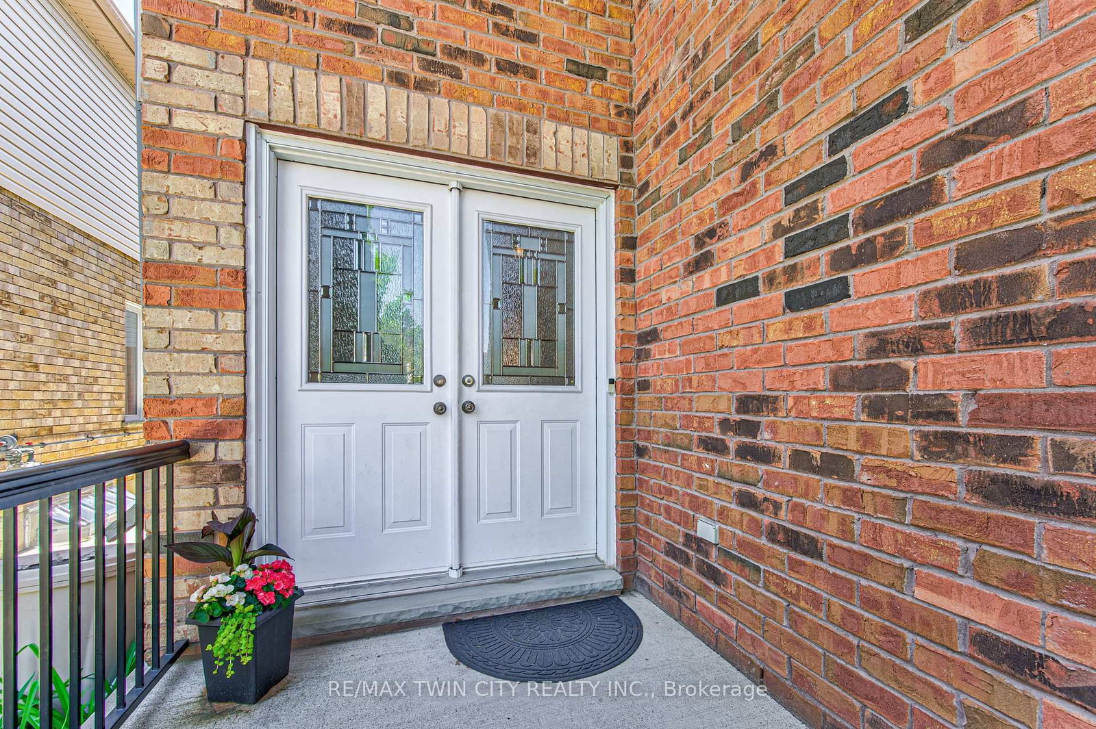 87 Steepleridge Street • Kitchener, ON photo 4