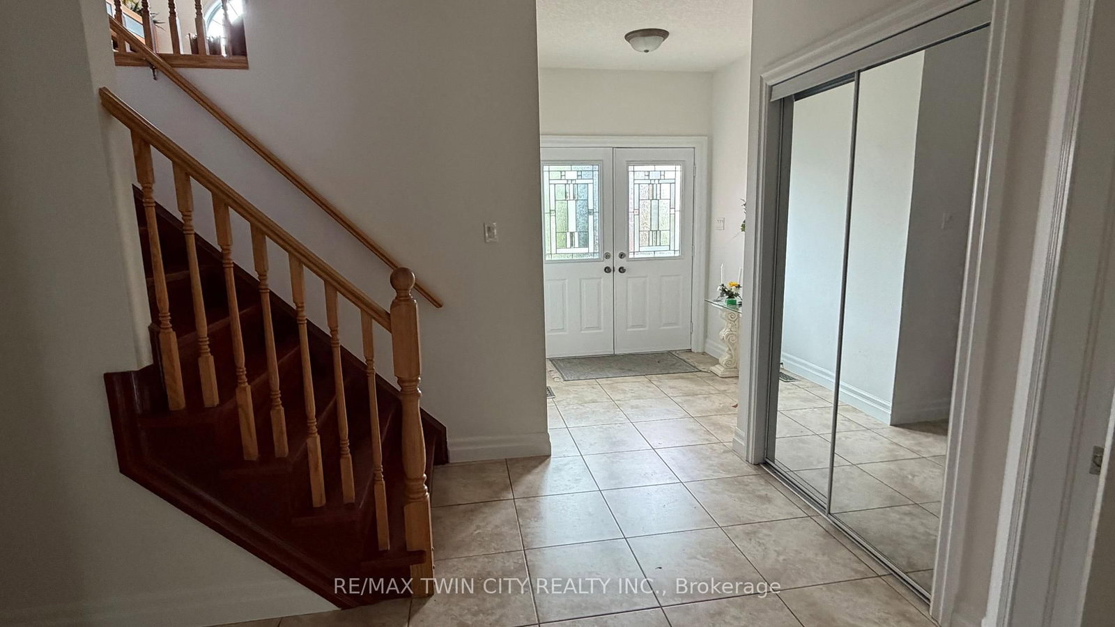 87 Steepleridge Street • Kitchener, ON photo 7