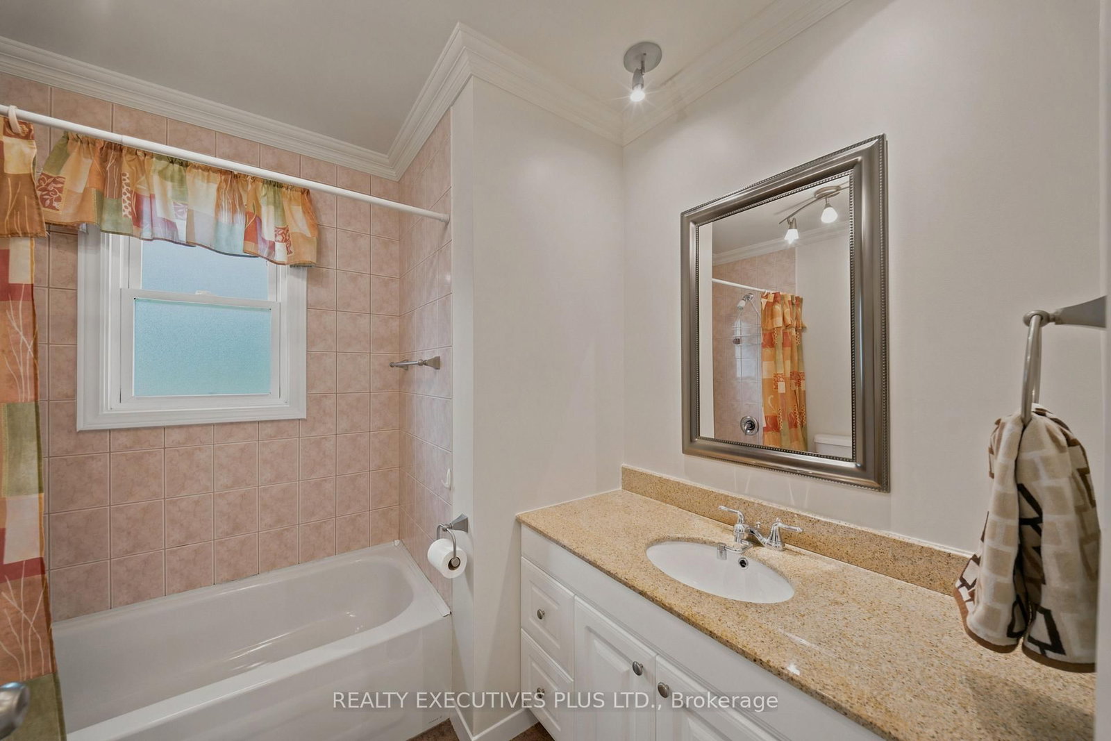 2593 Cleroux Cres, Ottawa, view 15