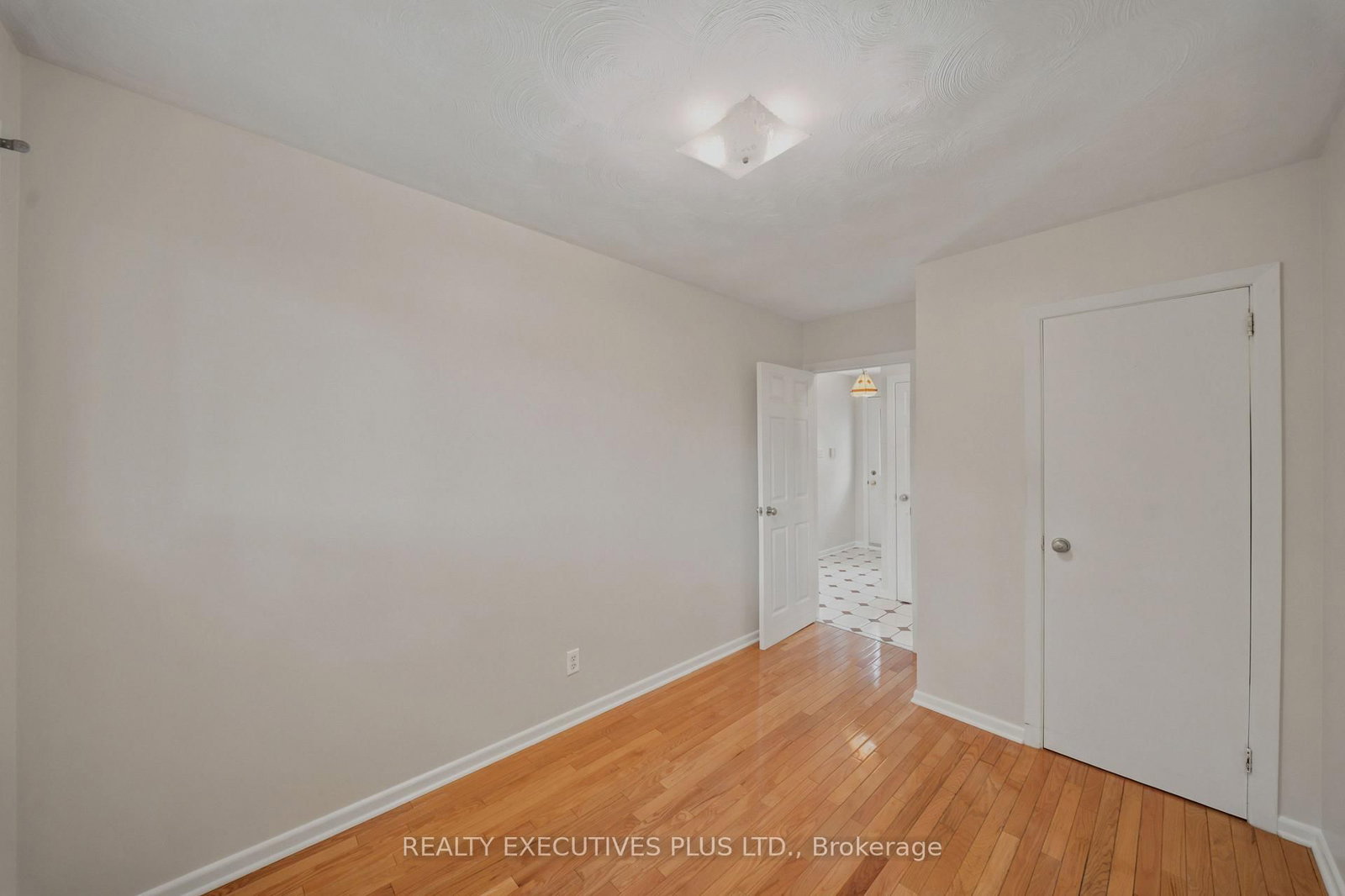 2593 Cleroux Cres, Ottawa, view 20