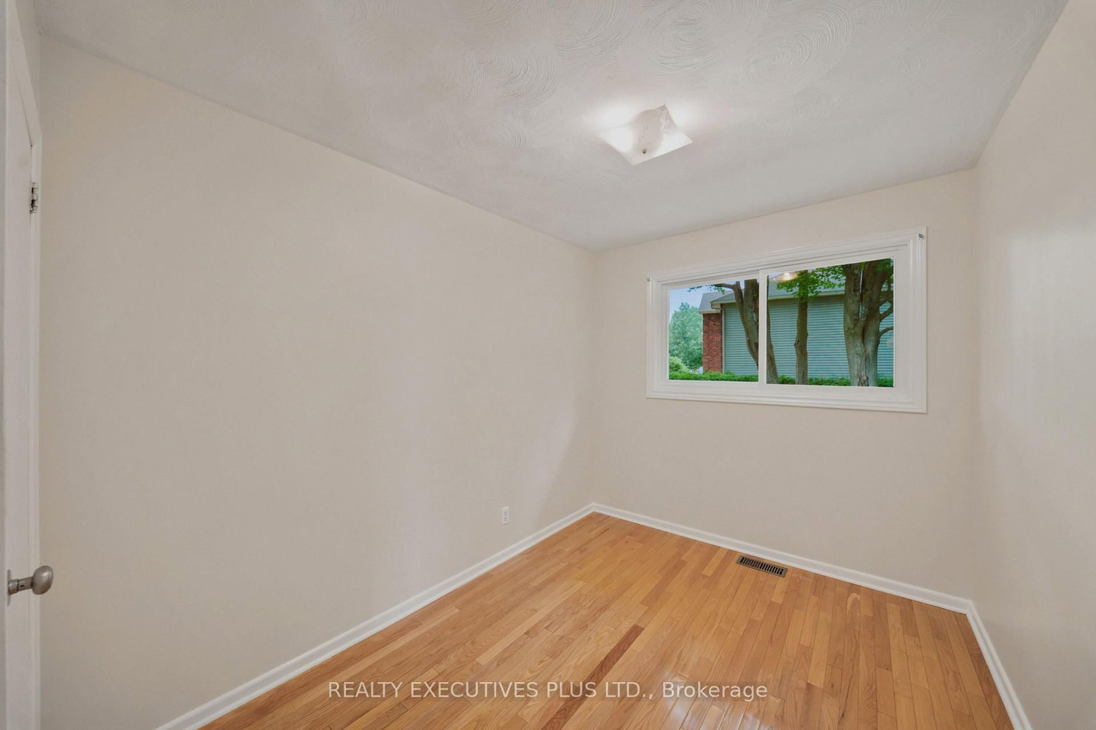 2593 Cleroux Cres, Ottawa, view 21