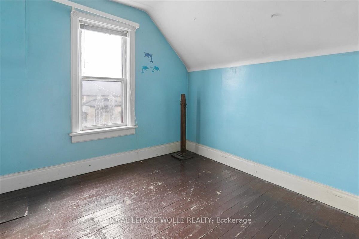 427 Duke Street W • Kitchener, ON photo 16