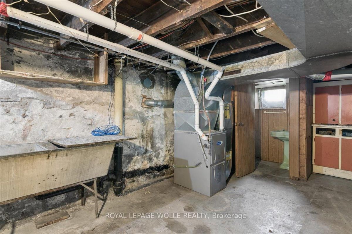 427 Duke Street W • Kitchener, ON photo 23