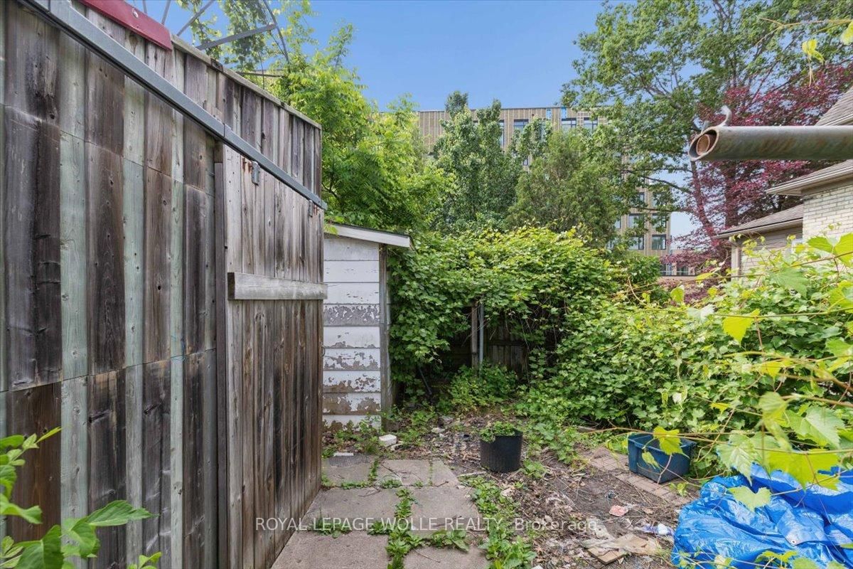 427 Duke Street W • Kitchener, ON photo 32