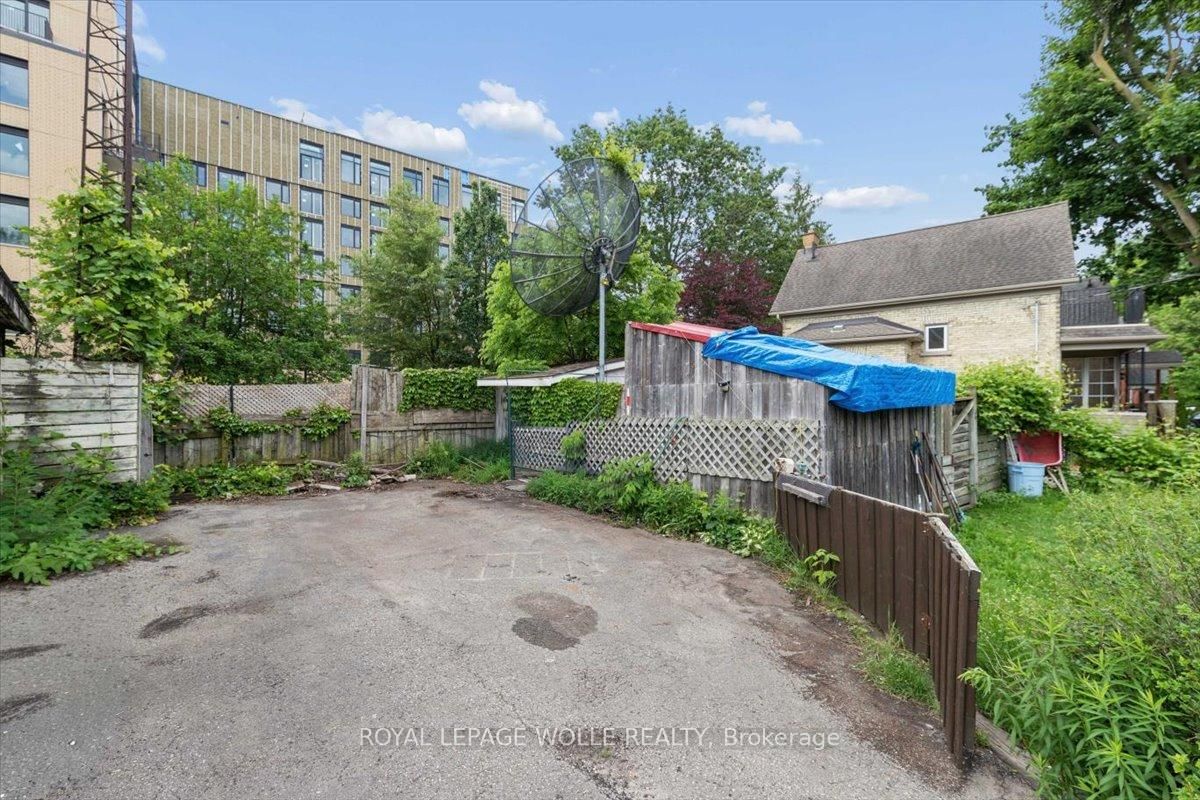 427 Duke Street W • Kitchener, ON photo 34