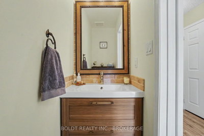 7 Davidson Boulevard • #12 • Hamilton, ON photo 5