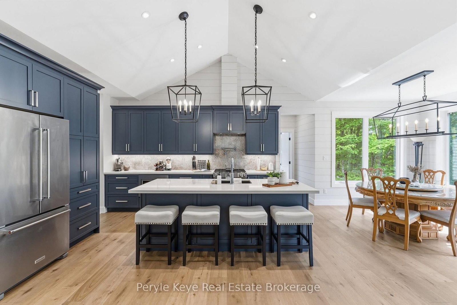 1140 Walker's Glenn Crescent • Lake of Bays, ON photo 10