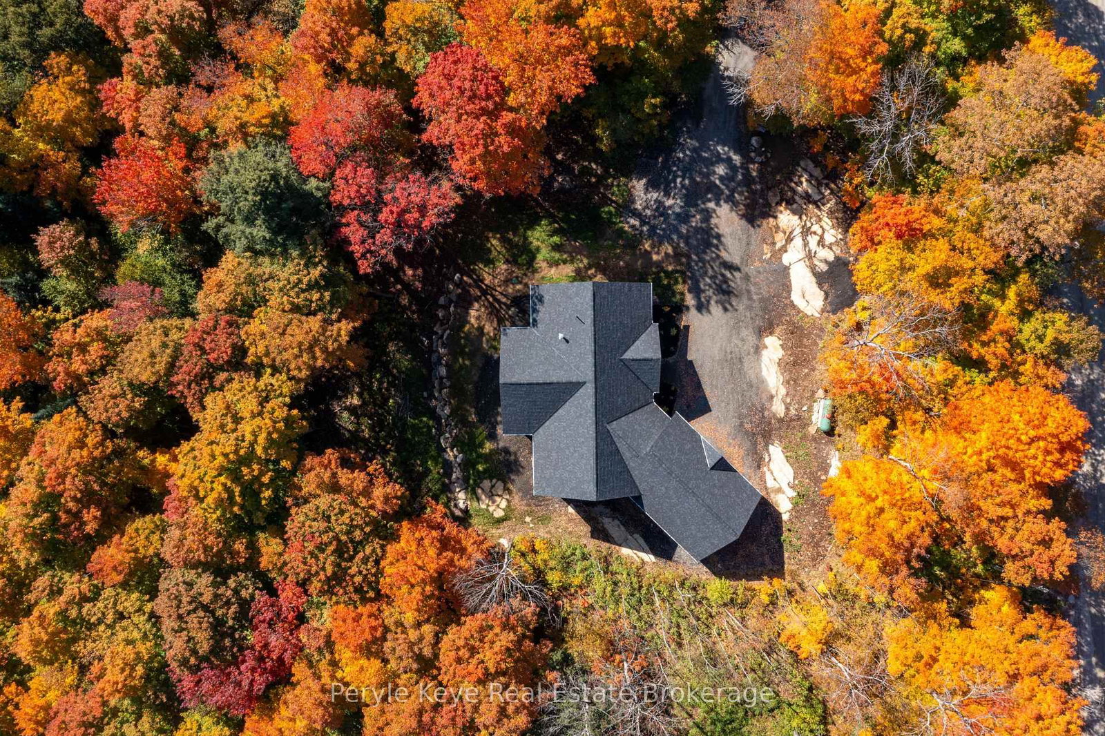 1140 Walker's Glenn Crescent • Lake of Bays, ON photo 32
