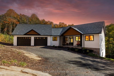 1140 Walker's Glenn Crescent • Lake of Bays, ON photo 8