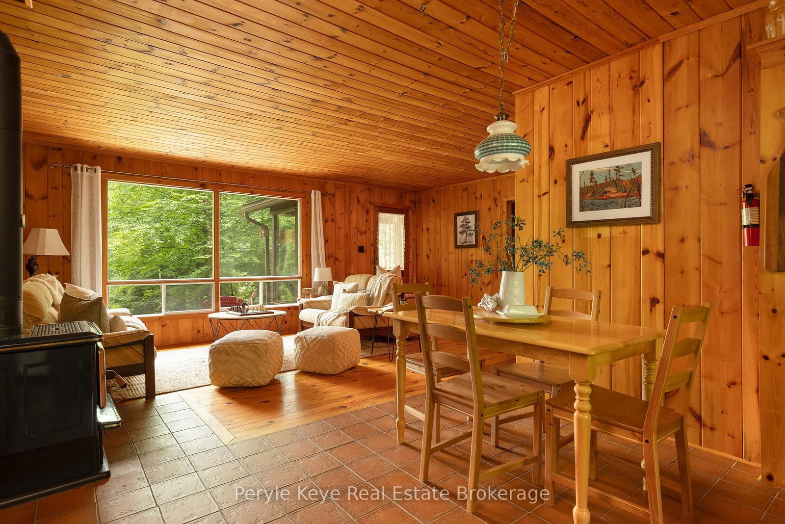 1057 H R S Road • Bracebridge, ON photo 1