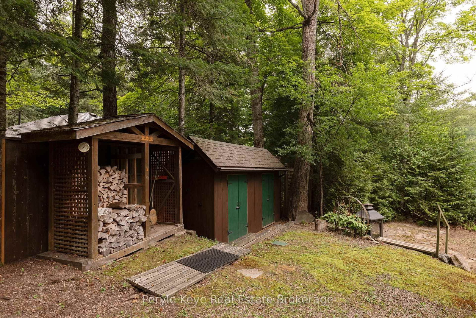 1057 H R S Road • Bracebridge, ON photo 42
