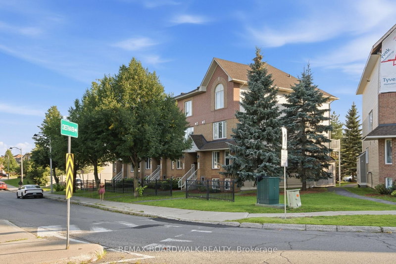 20 - 316 Cresthaven Drive