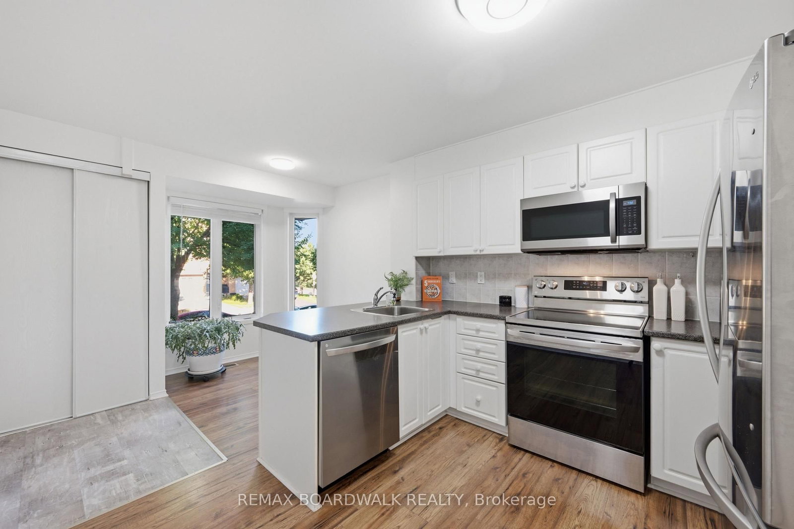 20-316 Cresthaven Dr, Ottawa, view 8