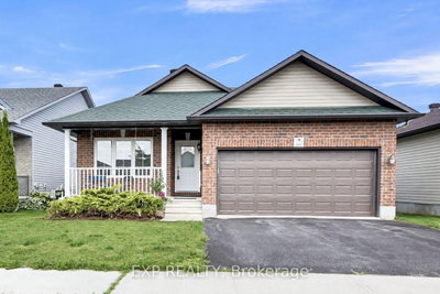 141 Sadler Drive • Almonte, ON photo 2