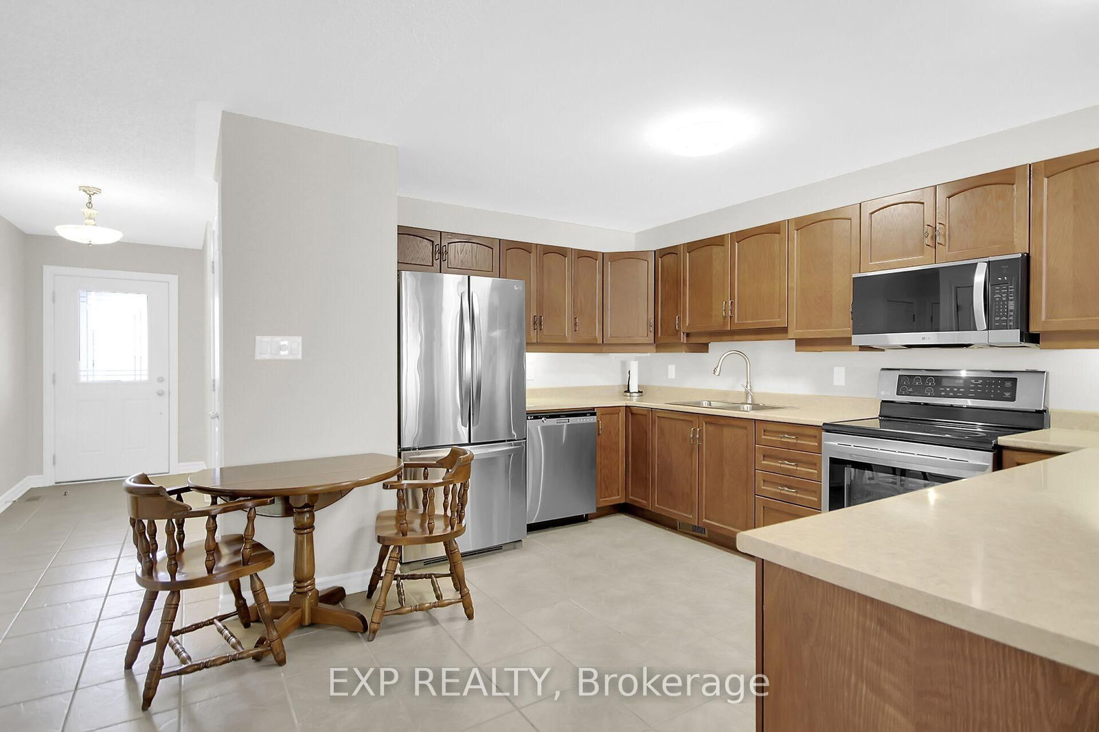 141 Sadler Drive • Almonte, ON photo 5