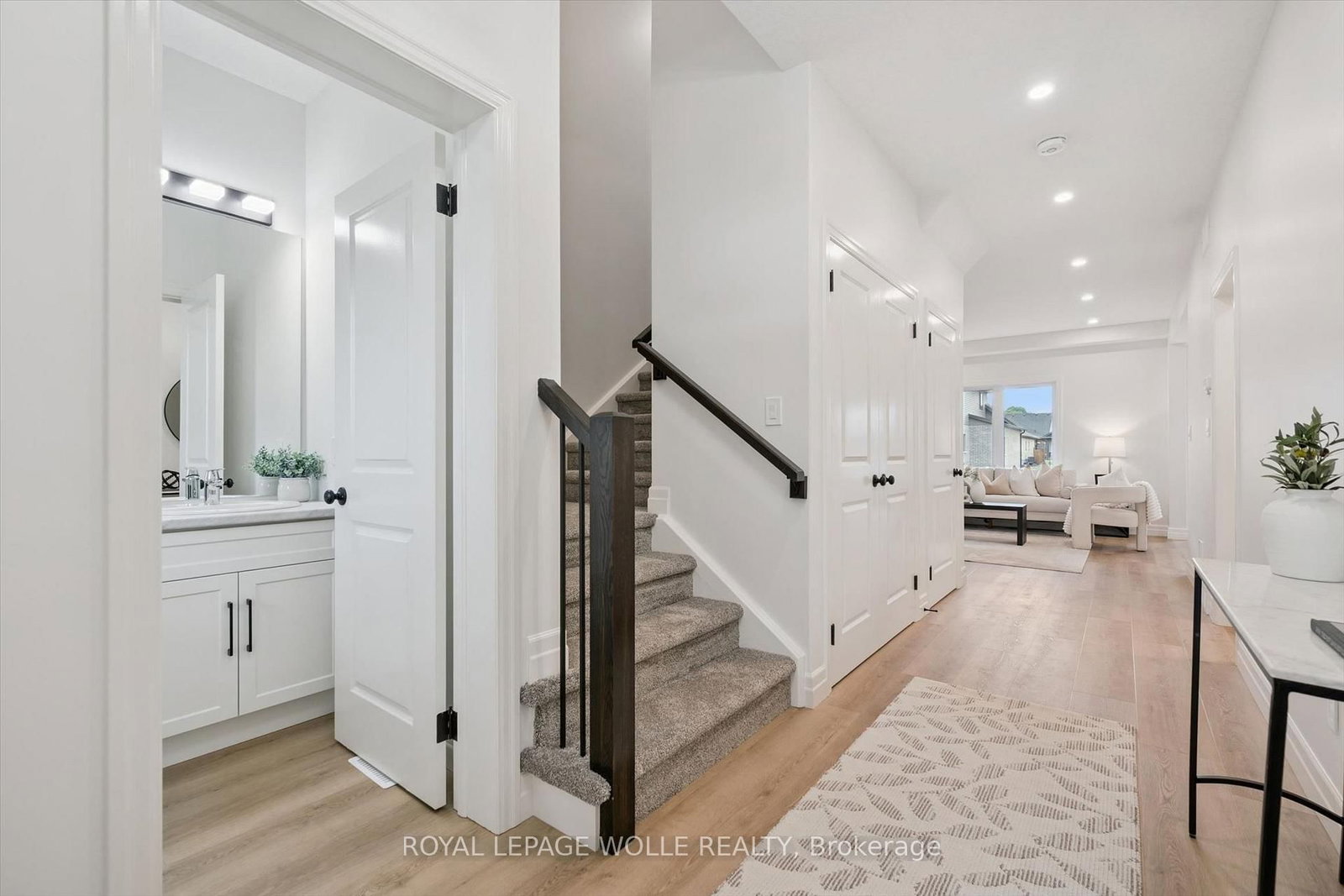 44 Weymouth Street • Woolwich, ON photo 22