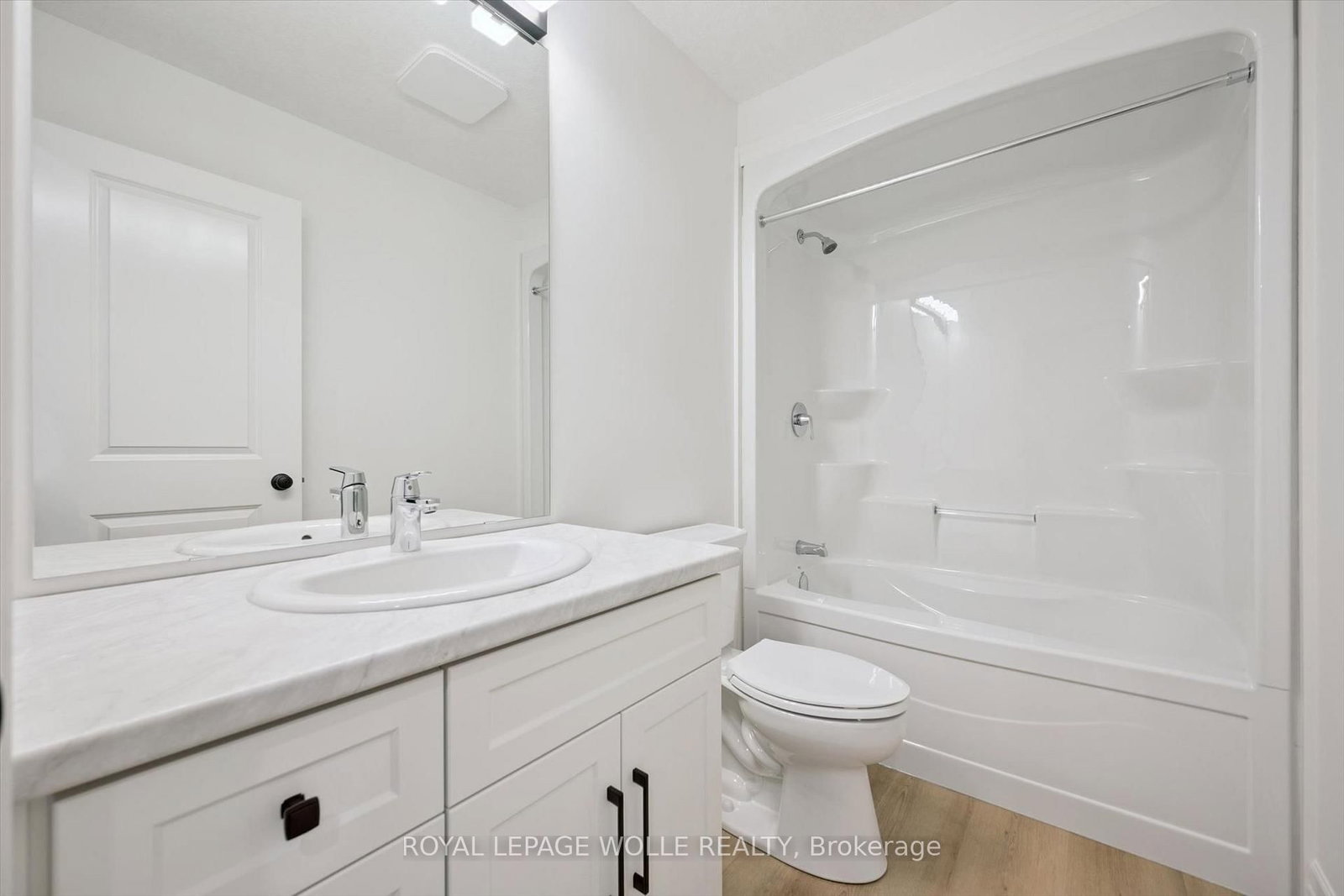 44 Weymouth Street • Woolwich, ON photo 28