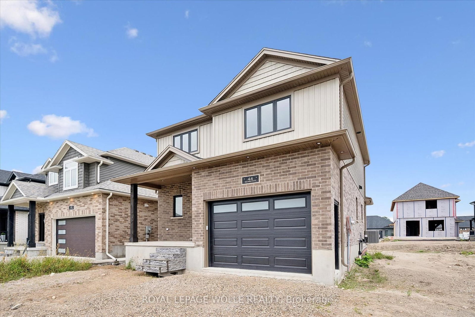 44 Weymouth Street • Woolwich, ON photo 3