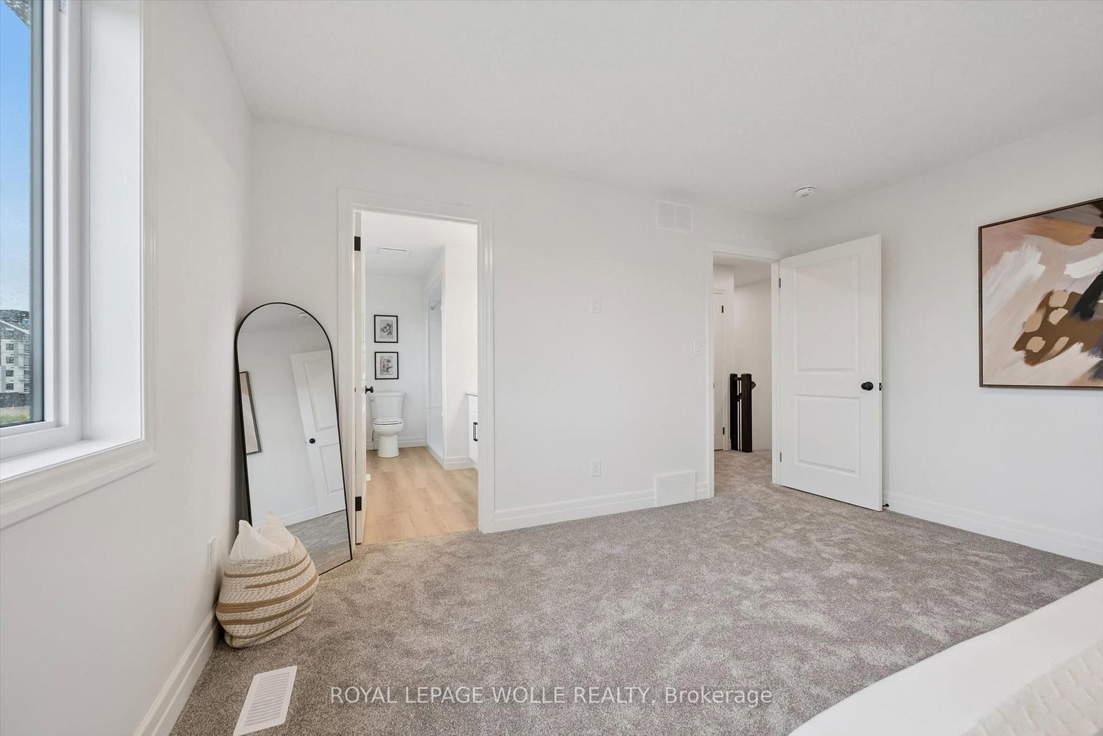 44 Weymouth Street • Woolwich, ON photo 30